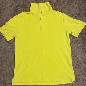 All yellow pillow shirt